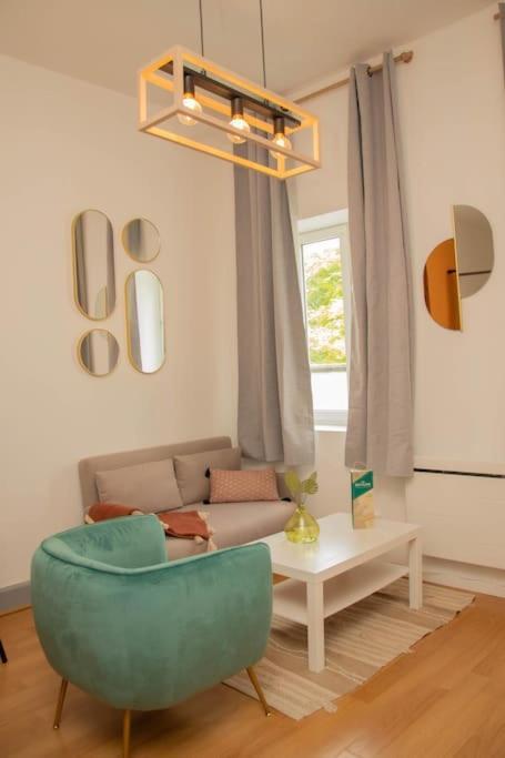 Apartament Le Moineau -Poterne -Parking Gratuit -Calme-Centre Valenciennes Zewnętrze zdjęcie